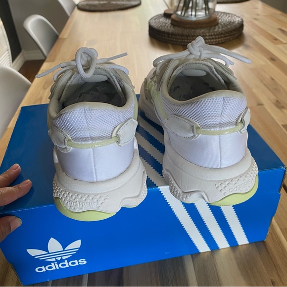 Adidas Ozweego Running Shoes - Picture 5 of 9